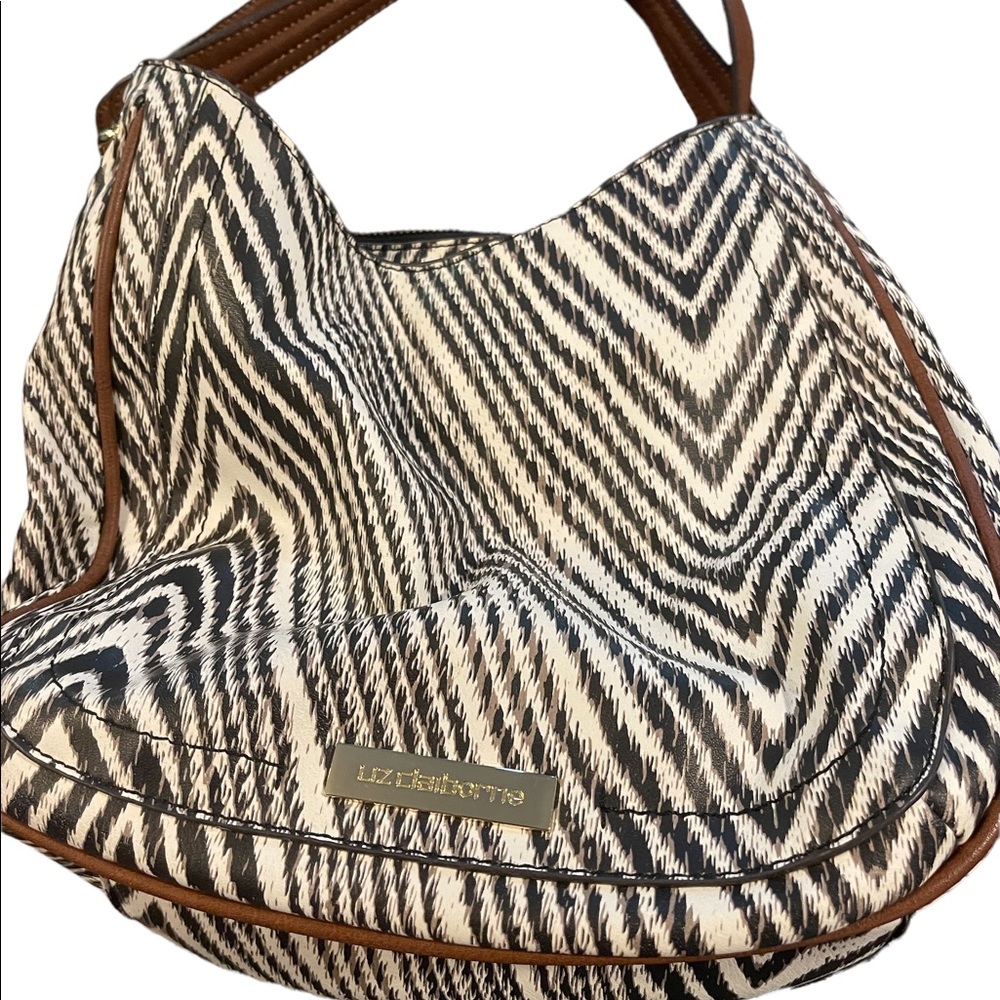 Liz Claiborne shoulder bag,‎ animal print with gold color accents!